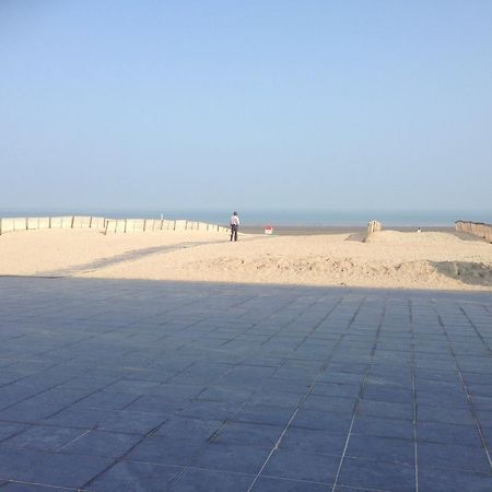 Residentie Hof Van Vlaanderen Нюпорт Екстериор снимка
