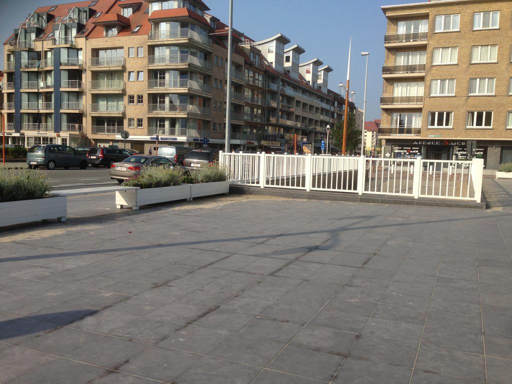 Residentie Hof Van Vlaanderen Нюпорт Екстериор снимка
